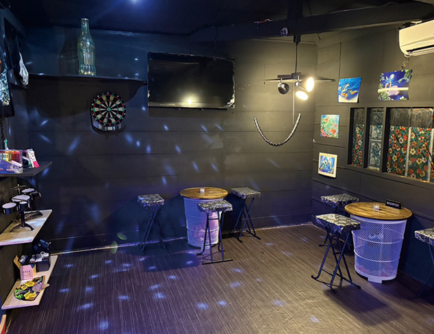 沖縄金武町のパーティールームデラックス Party room Deluxe